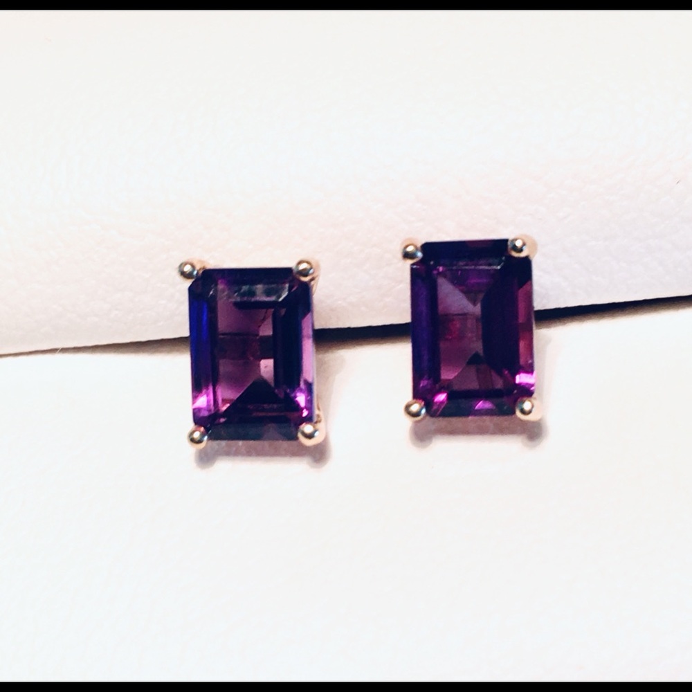 14K Gold and Amythst Studs
